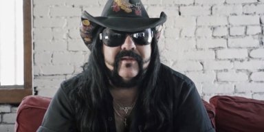  First Look At VINNIE PAUL's Headstone 