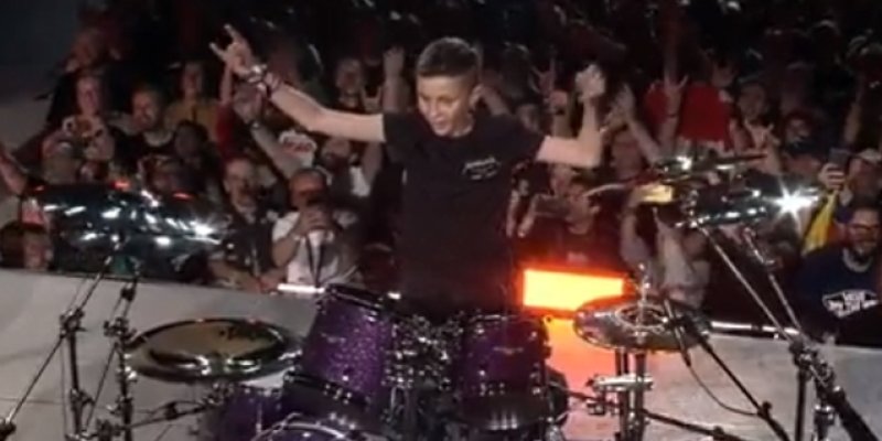 METALLICA JAMS WITH 13-YEAR-OLD