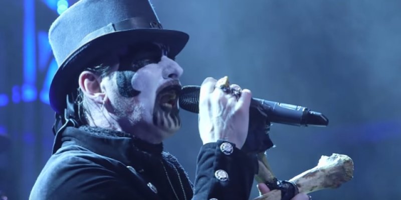 KING DIAMOND Performs New Song!
