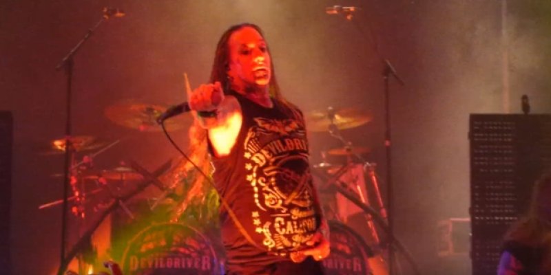 DEVILDRIVER Performs COAL CHAMBER's 'Loco' In San Antonio 