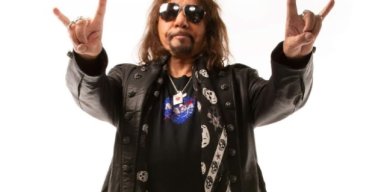 FREHLEY SPOKE WITH STANLEY