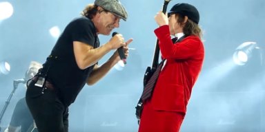 AC/DC IN 'ZOMBIELAND'