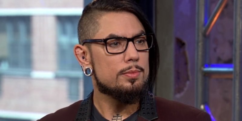  DAVE NAVARRO Says MARIANNE WILLIAMSON Is First Presidential Candidate He Has Spoken To Who 'Understands Human Beings And Human Psyche' 