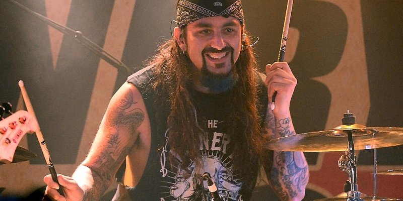 PORTNOY DOESN'T WANT TO UPSET DREAM THEATER