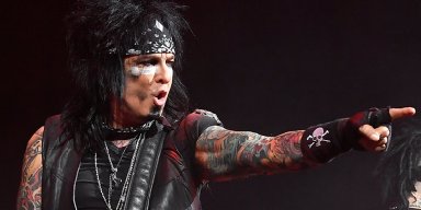  NIKKI SIXX 'We Need Better Gun Laws' 