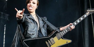 LZZY HALE Praises Teenage Climate Activist GRETA THUNBERG: You Are 'Our Modern-Day JOAN OF ARC' 