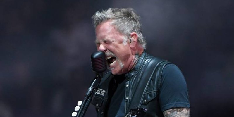 HETFIELD RE-ENTERS REHAB FOR ADDICTION