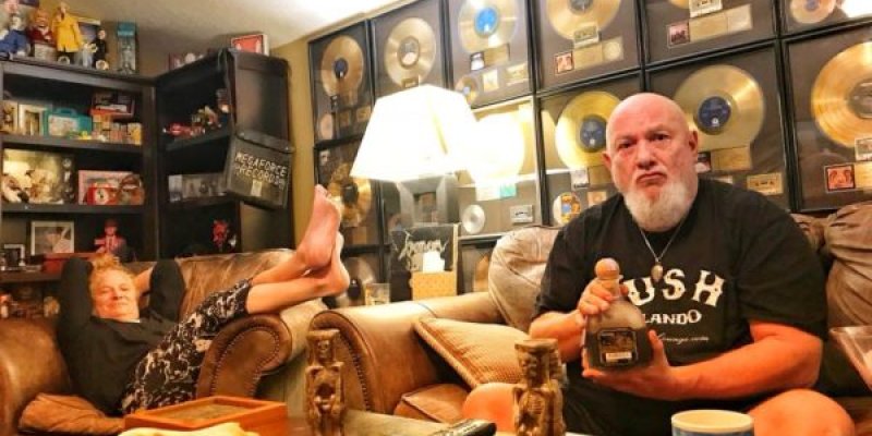  JON ZAZULA On Signing METALLICA 'I Wanted To Put Out A Non-Compromising Record' 