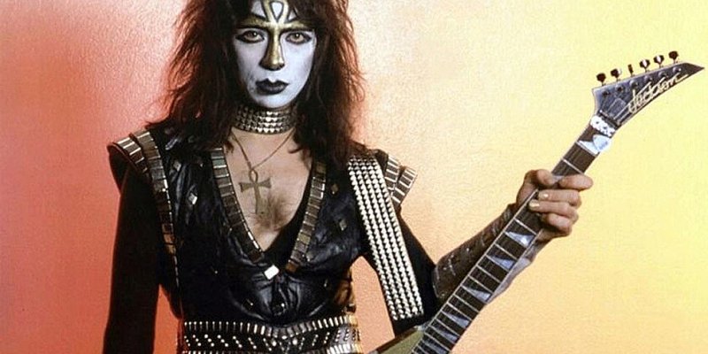 VINNIE VINCENT Offering Re-Release Of 2002 Instrumental Album For $250 Per CD