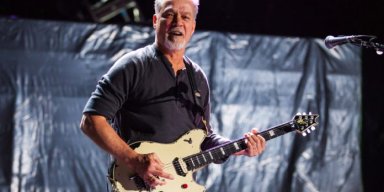 Eddie Van Halen Shows His New Appearance After Cancer