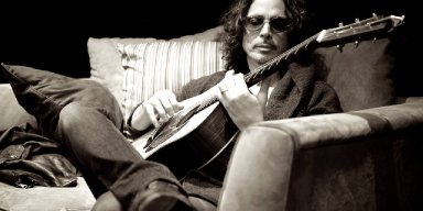 CHRIS CORNELL's Music Reaches 2,400 Percent Sales Gain Following His Death