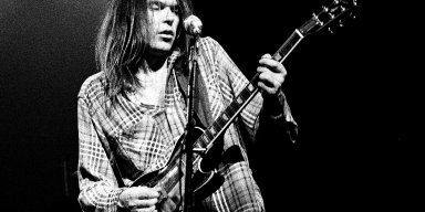 Neil Young Endorses Bernie Sanders. This will be his first time voting!