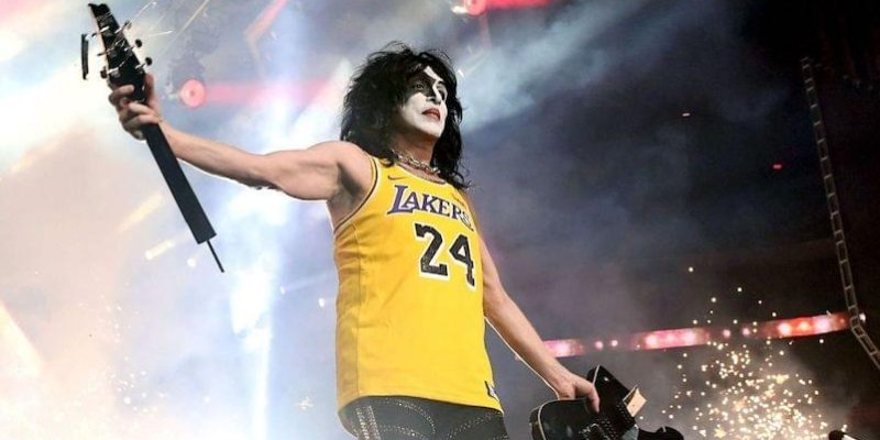 KISS PAYS TRIBUTE TO KOBE