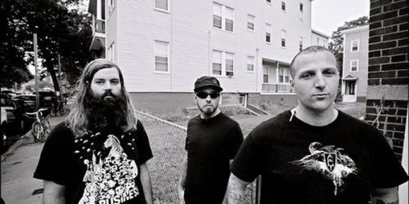 Listen to this new Tombs track loud as fucking fuck!
