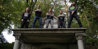 TEMPLE OF VOID premiere new video at "Decibel" magazine's website