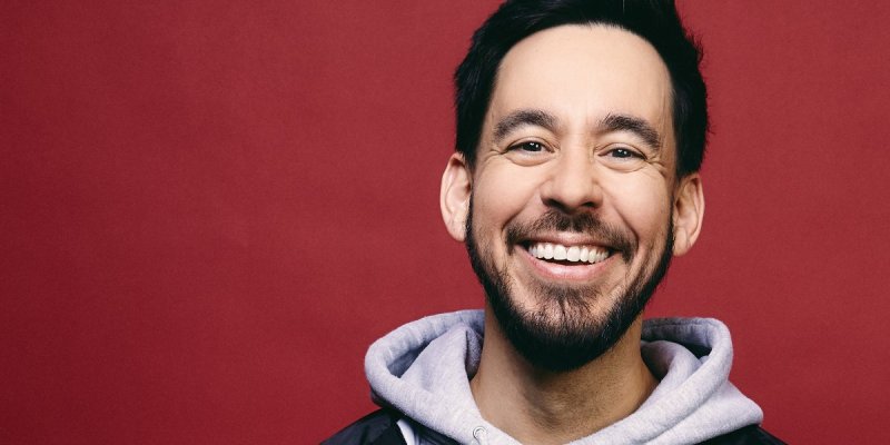 SHINODA POKES FUN AT PANIC BUYING