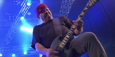 SACRED REICH GUITARIST DIES