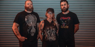DOOM METAL TRIO - WITCHKISS RELEASE FIRST SINGLE - "SPLITTING TEETH" FROM THEIR BRAND NEW UPCOMING EP!