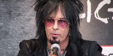 NIKKI SIXX Blasts People Who Disregard Stay-At-Home Orders 