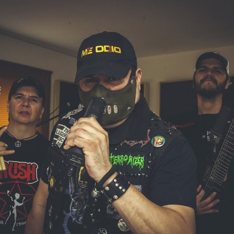 CIRROSIS (AKA CRS) participate in the largest festival in the history of Mexican metal. MOSHFEST