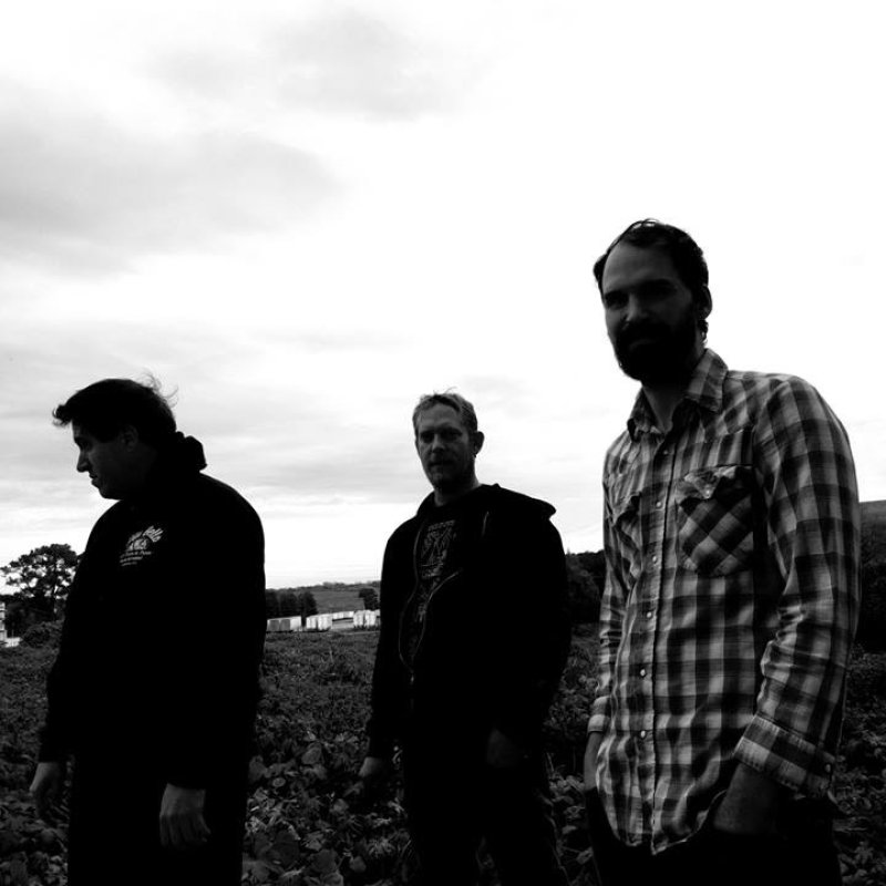 Palaces release new song "Isle of Palms"