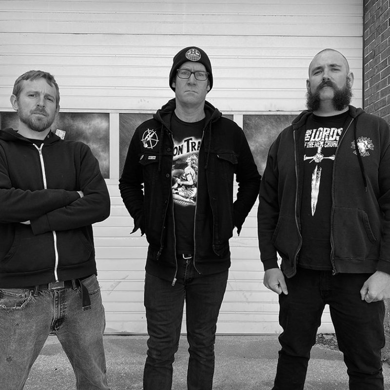 Dead Low - "Listen Up!" Audio Epidemic Records | Release: 25/09/2020