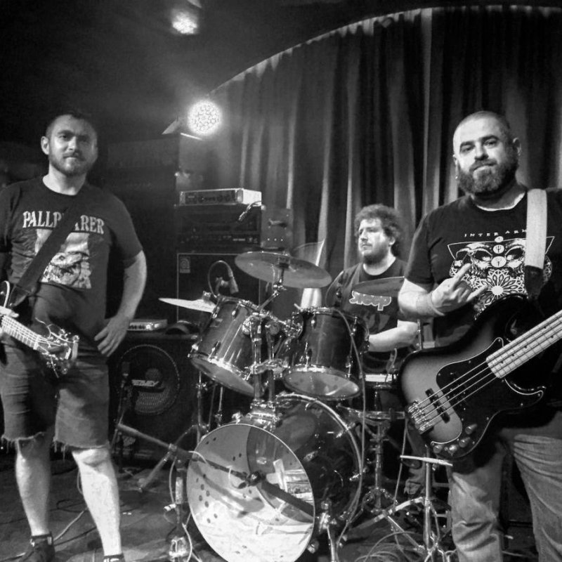 SEISMIC: Philadelphia-Based Instrumental Doom Metal Trio To Release Eponymous Debut EP In November; Teaser, Artwork, And More Posted