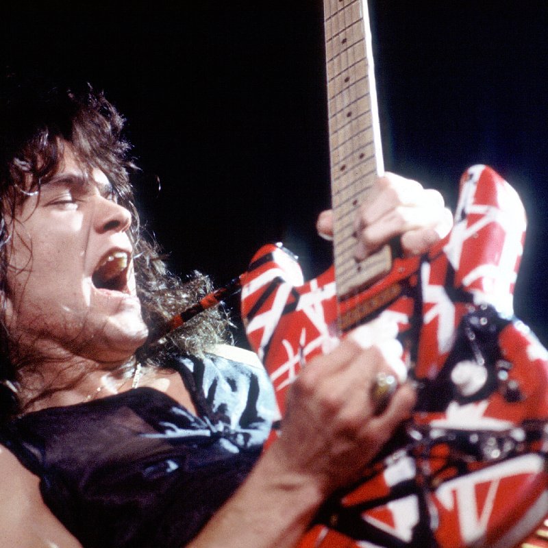 EDDIE VAN HALEN DIES