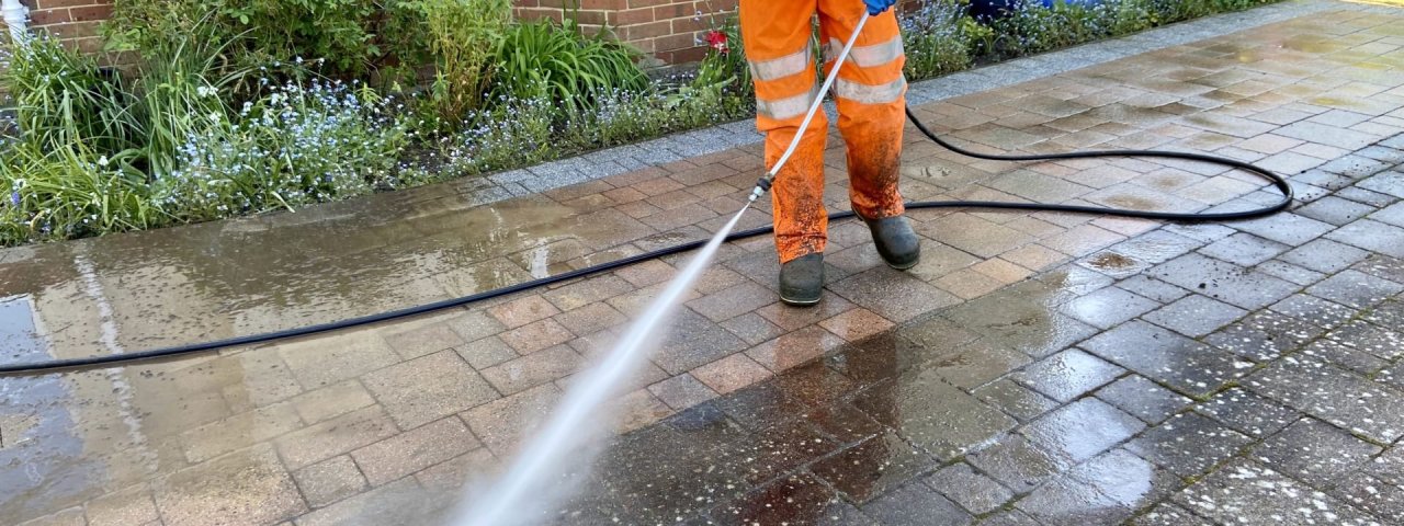 pressurewashers