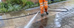 pressurewashers