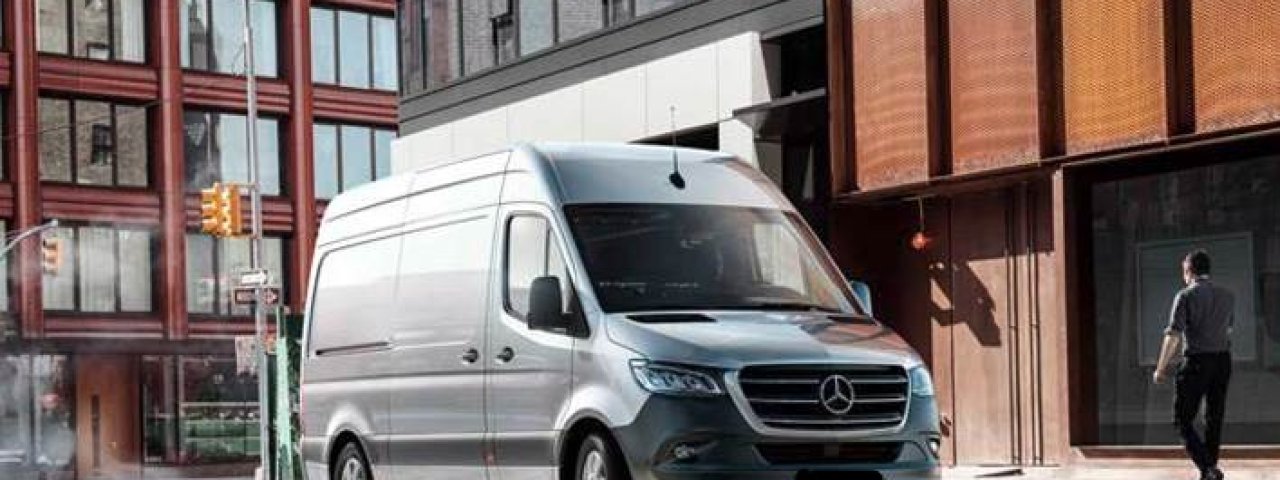 Minibus hire Liverpool