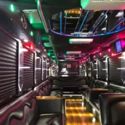 luxury-party-limo-service-toronto-goodtime-limousine