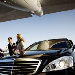 toronto-airport-limo-service-luxury-transportation-at-its-finest