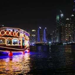 dubai-cruise-excursions-discover-luxury-and-adventure-dubai-marina-dinner-cruise