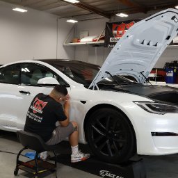 tesla-clear-bra-vinyl-wraps-window-tint-ceramic-coat-windshield-protection-film-power-coat-auto-wrap-auto-protection-film